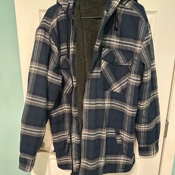 Men's Navy Plaid Sherpa-Lined Hooded Shirt Jacket - Picture 1 of 4